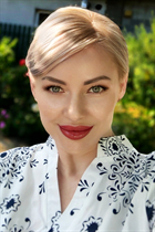 Beautiful woman of ukrainian elena from dnepr with Blonde hair age 49 photo-2