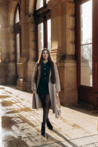 Pretty Ukrainian girl zhanna from zaporozhye with Dark Brown hair age 27 photo-2