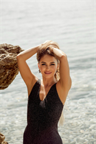 Bride from alicante dariia with Light Brown hair age 37 photo-9