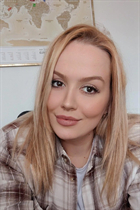 Date ukrainian girl yana from kiev with Blonde hair age 31 photo-18