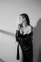 Date ukrainian iryna from odessa with Blonde hair age 39 photo-3