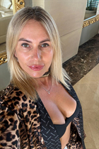 Deslumbrante mujer ucraniana julia de kropyvnytskyi con pelo Rubio y edad 48 photo-21
