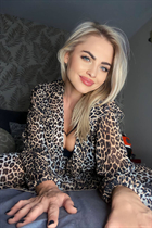 Dating ukrainian girl katerina from kiev with Blonde hair age 36 photo-4