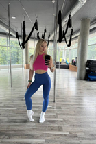 Fille en Ukraine kateryna de lviv avec Blond cheveux, âge 23 photo-1