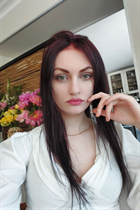Date ukrainian girl olga from kiev with Dark Brown hair age 25 photo-9