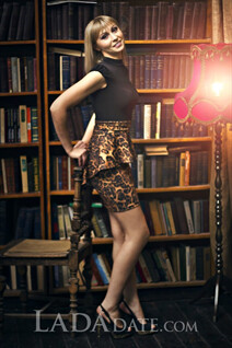 Chat with russian girl olga from kharkov with Blonde hair age 37
