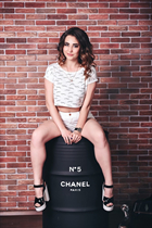 Beautiful women from ukraine daria from nikolaev with Light Brown hair age 32 photo-8