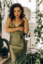 Stunning Ukrainian woman karyna from kiev with Dark Brown hair age 30 photo-3