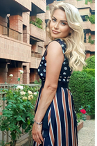 Mujer perfecta galina de granada con pelo Rubio y edad 46 photo-15