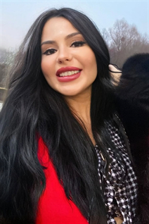 Ukrainian mail order bride valeria from kiev with Dark Brown hair age 37