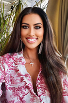 Dating a ukrainian woman olena from kiev with Dark Brown hair age 33 photo-9