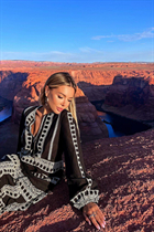 Girl from orlando elena with Blonde hair age 40 photo-12