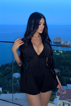 A pretty woman russian svetlana from bali with Dark Brown hair age 30 photo-10