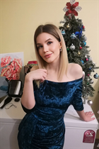 Ukrainian lady olena from lviv with Light Brown hair age 33 photo-1