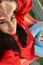 Ukrainian wife anastasia from kiev with Black hair age 30 photo-9