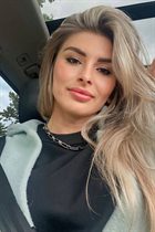 Lady from Ukraine yana from nikolaev with Blonde hair age 40