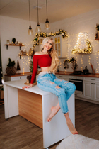 Ukrainian wife from hamburg irina with Blonde hair age 42 photo-8