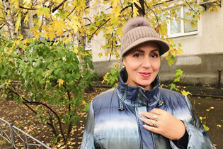 Bride from Ukraine landysha from polohy with Dark Brown hair age 63 photo-9