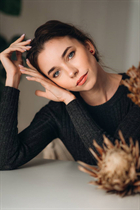 Pretty ukrainian girl marina from kiev with Dark Brown hair age 33 photo-5