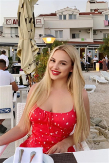 Date ukrainian anastasia from houston with Blonde hair age 25