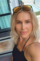 Deslumbrante mujer ucraniana julia de kropyvnytskyi con pelo Rubio y edad 48 photo-9