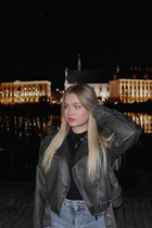 Jolie fille oksana de wroclaw avec Blanc gris cheveux, âge 24 photo-6