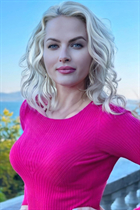 zagreb bride viktoria with Blonde hair age 38 photo-35