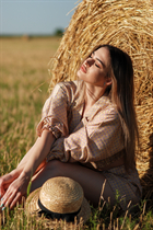 Pretty girl marharyta from batumi with Dark Brown hair age 33 photo-4