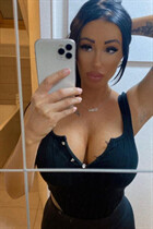 Girl from san francisco bettina with Black hair age 31 photo-17