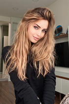 Fille de warsaw maria aux cheveux Brunette, age 38