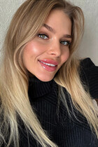 Date Ukrainian women diana from cherkassy with Blonde hair age 26 photo-18