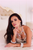 Chica ucraniana soltera arina de zaporozhye con pelo Marrón oscuro y edad 29 photo-1