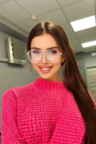 Beautiful woman of ukrainian daryna from kiev with Dark Brown hair age 21 photo-13