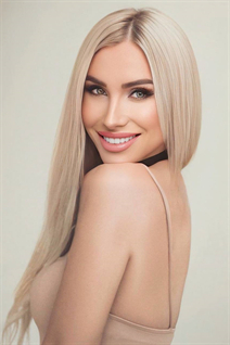 Ukrainian woman for dating hanna from kiev with Blonde hair age 39