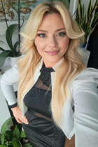 hull mariée daina avec Blond cheveux, âge 43 photo-65