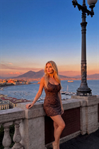 Novia de naples mia con pelo Rubio y edad 43 photo-12