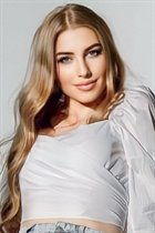 Novia de chicago irina con pelo Marrón claro y edad 31 photo-7