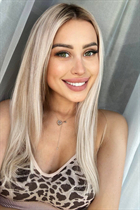 Fille célibataire ukrainienne yevheniia de rome avec Chatain clairs cheveux, âge 28 photo-5