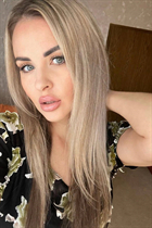 Dating ukrainian woman anastasia from munich with Light Brown hair age 37 photo-23