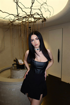 Mariée allemande oryna de berlin avec Noirs cheveux 18 ans photo-2