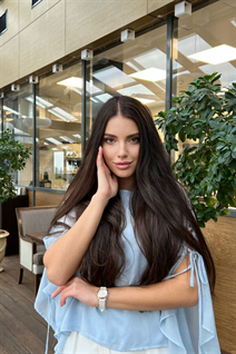 Date ukrainian diana from kharkov with Black hair age 24