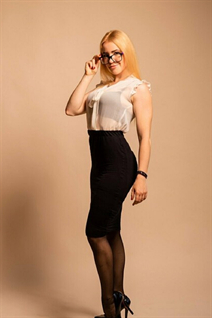 Girl from texas kateryna with Blonde hair age 30