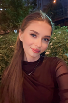 Beautiful Ukrainian bride yelyzaveta from kyiv with Light Brown hair age 20 photo-12