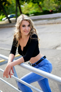 nikolaev brides olga with Light Brown hair age 34