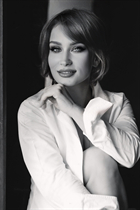 Fille ukrainienne kate de kharkov avec Chatain clairs cheveux, âge 42 photo-8