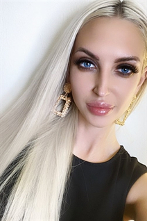 Pretty Ukrainian girl julia from kiev with Blonde hair age 27