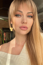 Ukrainian girl iryna from mykolaiv with Light Brown hair age 39 photo-1