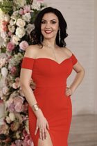 Esposa ucraniana yulia de krivoy rog con pelo Negro y edad 50 photo-9