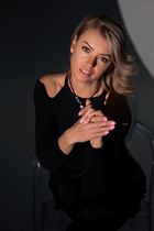 Perfect woman julia from miami with Blonde hair age 48 photo-28