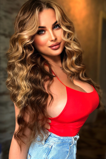 Belle femme ukrainienne célibataire nina de rivne avec Blond cheveux, âge 29